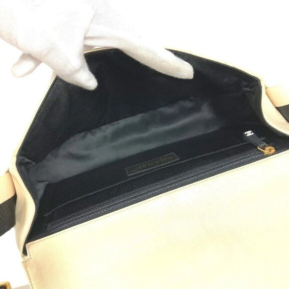 CHANEL CC CC Mark Chocolate Bar Bicolor Crossbody Bag Flap Pochette Shoulder Bag - Picture 12 of 16